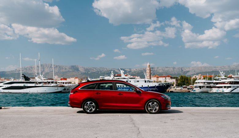i30 Kombi: Racionálna klasika