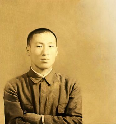 Chung Ju-yung, fondateur de Hyundai, photographié dans sa jeunesse, dans les années 1930.