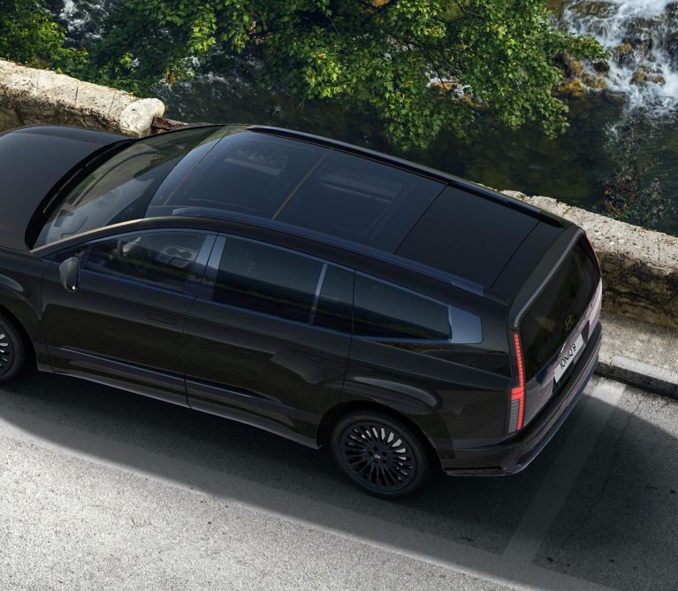 Hyundai IONIQ 9 prichádza vo vrcholnej luxusnej výbave Calligraphy Black Ink