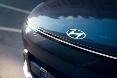 27. Creative Ext_Side Profile_EU