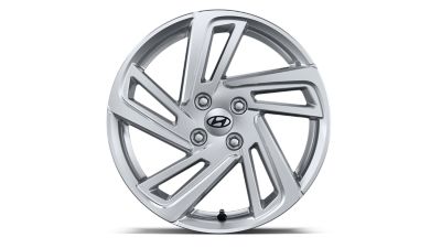 De 16" lichtmetalen velg met vijf dubbele spaken in het zilver van de nieuwe Hyundai i10. 