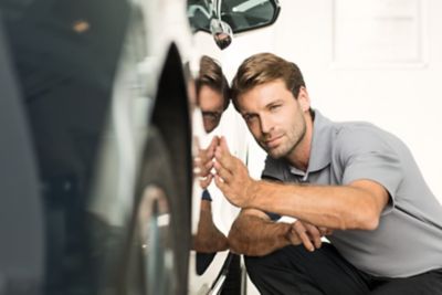 Hyundai technician checking the vehicle