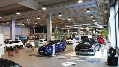 Vista degli interni della concessionaria AUTOGEPY a Reggio Emilia