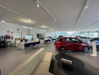 Interno della Concessionaria Bianchessi Auto