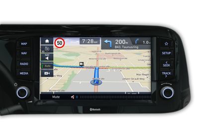 The dynamic and stylish 8” touch-screen in the Hyundai i10. 