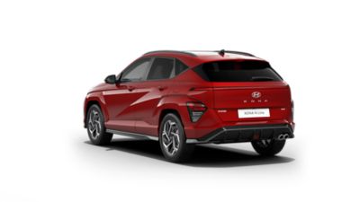 Ein roter Hyundai KONA N Line schräg von hinten gesehen. 