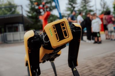 Boston Dynamics Roboter “Spot” im LEGOLAND® Deutschland Resort.
