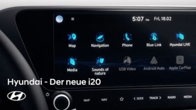 Ein Video stellt den 10,25-Zoll-Touchscreen und das Bose-Soundsystem des Hyundai i20 vor.