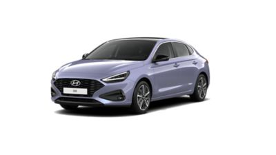 Světle modrý model i30 Fastback.