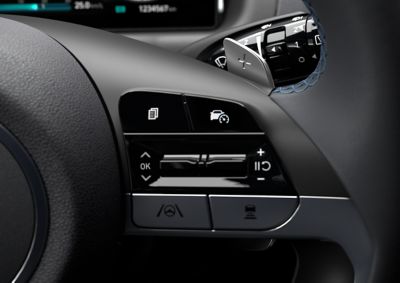 Imagen de las palancas de cambio del Hyundai KONA Híbrido.