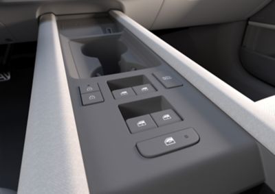 La console centrale type « Cokpit » avec espace de rangement, surface plane et emplacement pour un ordinateur portable de la Hyundai IONIQ 6.