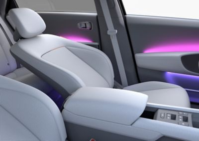Plne sklopené relaxačné sedadlo vpredu v Hyundai IONIQ 6