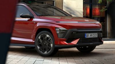 Detailfoto voorzijde Hyundai KONA Electric N Line Business.