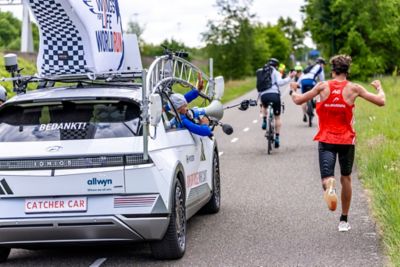 Winnaar Valentin Poncelet bij de Wings for Life World Run 2025, Breda