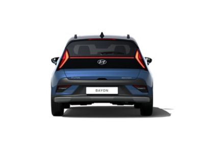 De Hyundai BAYON compacte crossover SUV vanaf de achterkant.