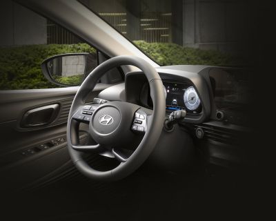 The large 10.25-inch digital instrument cluster of the new Hyundai BAYON.