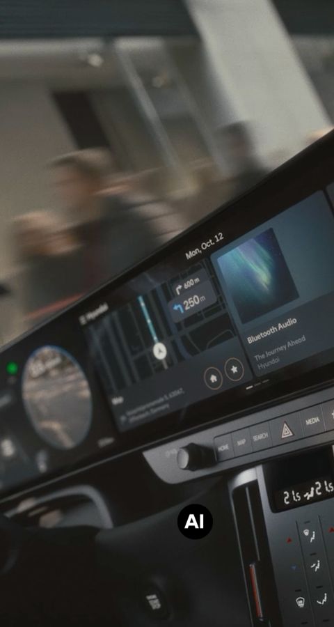 Interior view of Hyundai BAYON N Line showcasing the Panoramic Curved Display.
