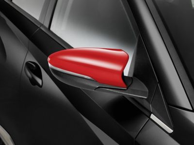 Spiegelkappe eines Hyundai BAYON in Tomato Red. 