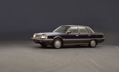 De eerste generatie Hyundai Grandeur.