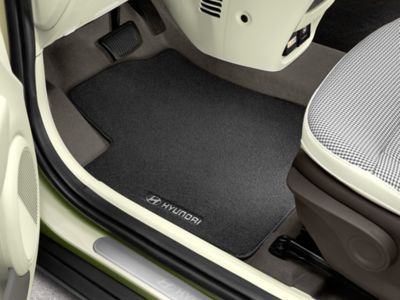 Hyundai INSTER Textile floor mats protection accessory.