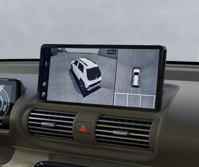 Closeup of the surround view monitor of the new Hyundai INSTER small electric car.