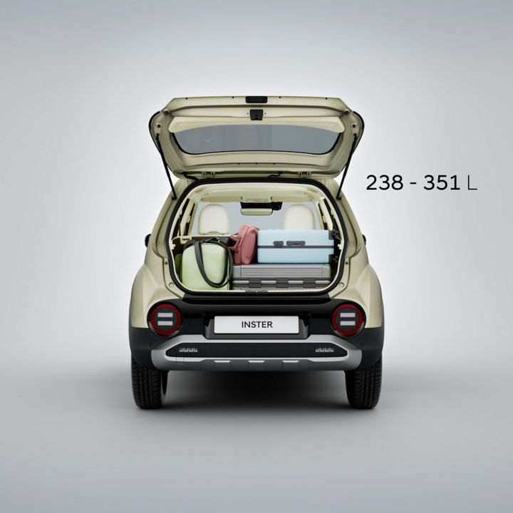 Video showing the flexibility and luggage capacity of the Hyundai INSTER.
