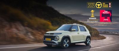 Driekwart vooraanzicht compacte elektrische auto Hyundai INSTER