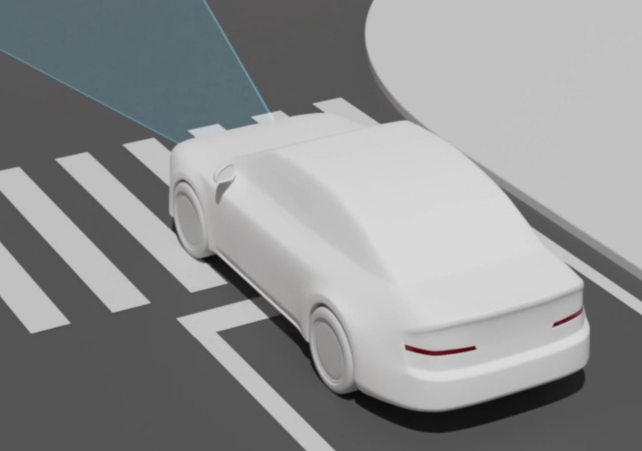 Forward Collision-Avoidance Assist: Hyundai IONIQ 6 N warns of a potential collision at an intersection and initiates avoidance support.