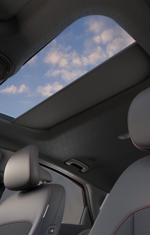 Cam tavanı açık Hyundai IONIQ 6.