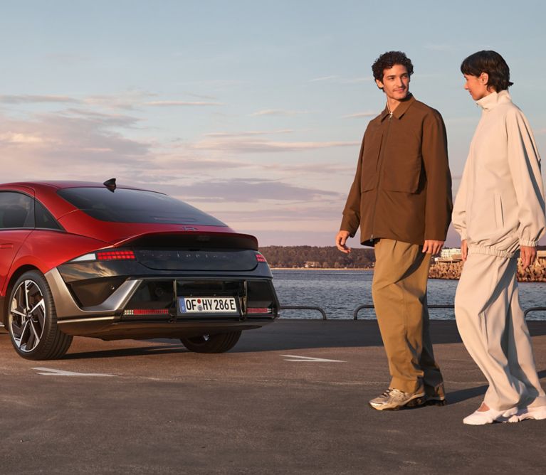 Nový Hyundai IONIQ prináša futuristický dizajn, pokročilé technológie a dojazd až 680 km