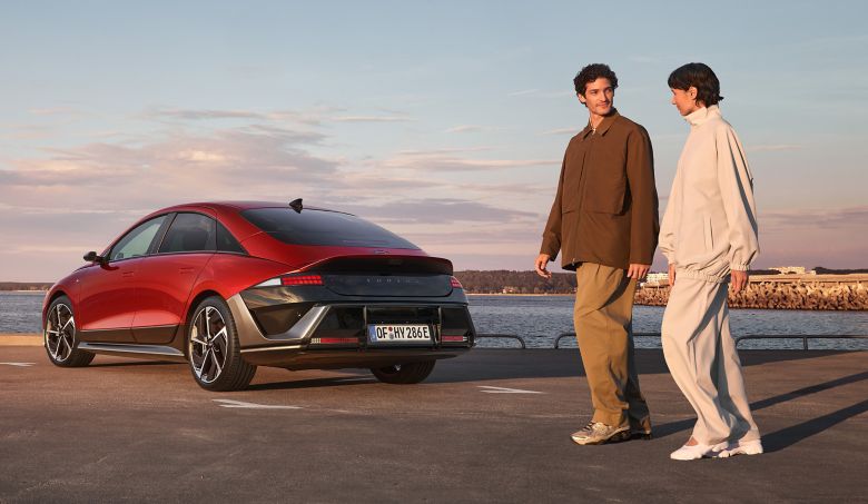 Nový Hyundai IONIQ prináša futuristický dizajn, pokročilé technológie a dojazd až 680 km