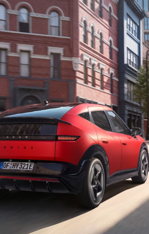 Un Hyundai IONIQ 3 de diseño aerodinámico 