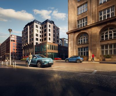 Kona Range dans une rue.