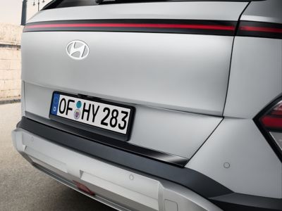 Hyundai KONA Electric tailgate with trim line.