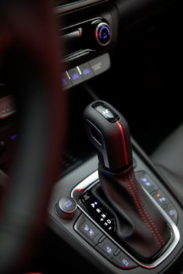 Detailní obraz řadicí páky Koně N Line.