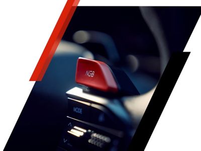 N Grin Boost-knop op het stuurwiel van de Hyundai IONIQ 5 N.