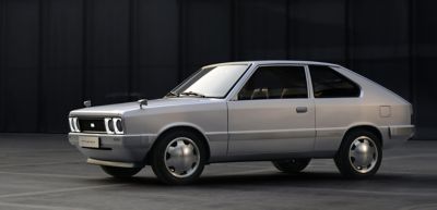 Hyundai Pony i Heritage-serien, en elbil basert på det opprinnelige designet fra 1974. Foto.