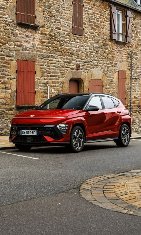 Vue avant de trois-quarts de KONA Hybride N Line