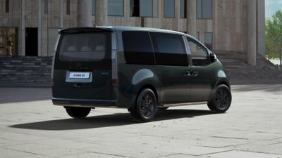 Hyundai STARIA Electric VIP rear three-quarter exterior view.