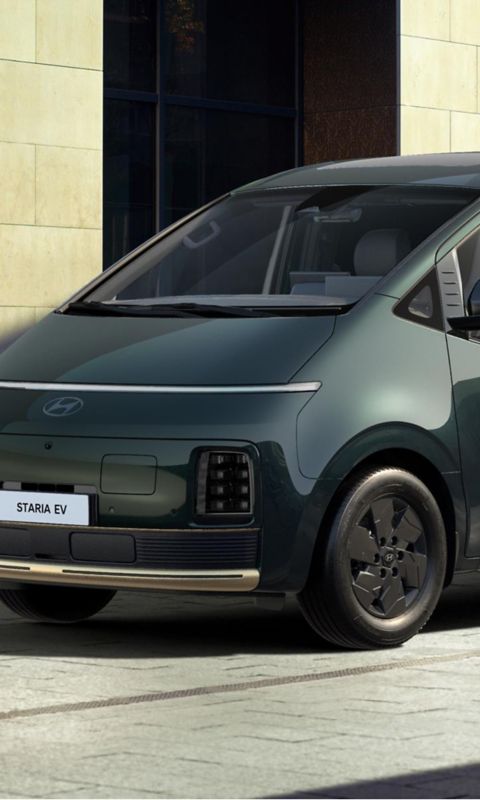 Hyundai STARIA Electric VIP front exterior close-up view.