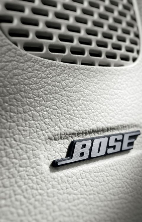 Close-up of Hyundai STARIA Electric speaker featuring BOSE® premium sound system.