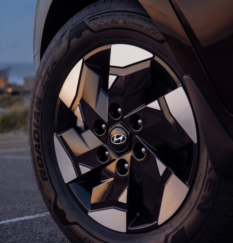 Detailansicht der Felge des Hyundai STARIA Elektro