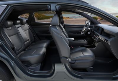 Comfortable five seats of the Hyundai TUCSON Plug-in Hybrid pictured from the side. 