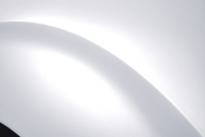 Une des huit teintes extérieures du tout nouveau monospace Hyundai STARIA : Creamy White.