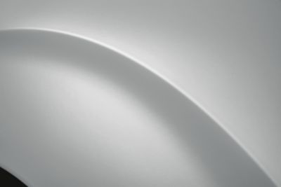 Une des huit teintes extérieures du tout nouveau monospace Hyundai STARIA : Shimmering Silver Metallic.