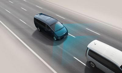 Forward Collision-avoidance Assist (FCA) in the all-new Hyundai STARIA MPV.