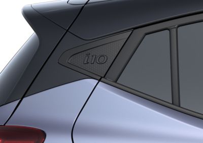 Il design unico del logo i10 sulla Hyundai i10.