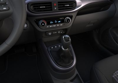 Il cambio manuale a cinque rapporti di nuova Hyundai i10 