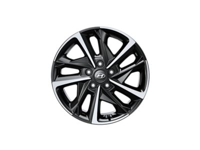 17" five double-spoke alloy wheel in grey of the Hyundai i30 Hatchback. 