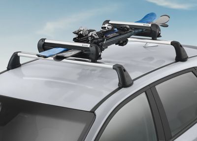 The Ski and Snowboard carrier from Hyundai Genuine Accessories the roof of the i30 Hatchback. 